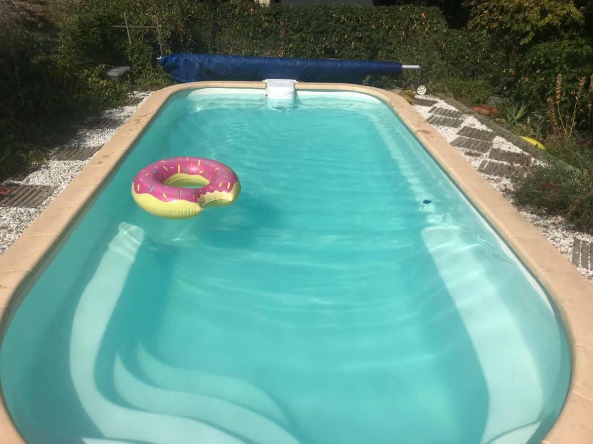 Ferienwohnung Tiny Dans La Verdure Et Au Calme Vesseaux Exterior foto
