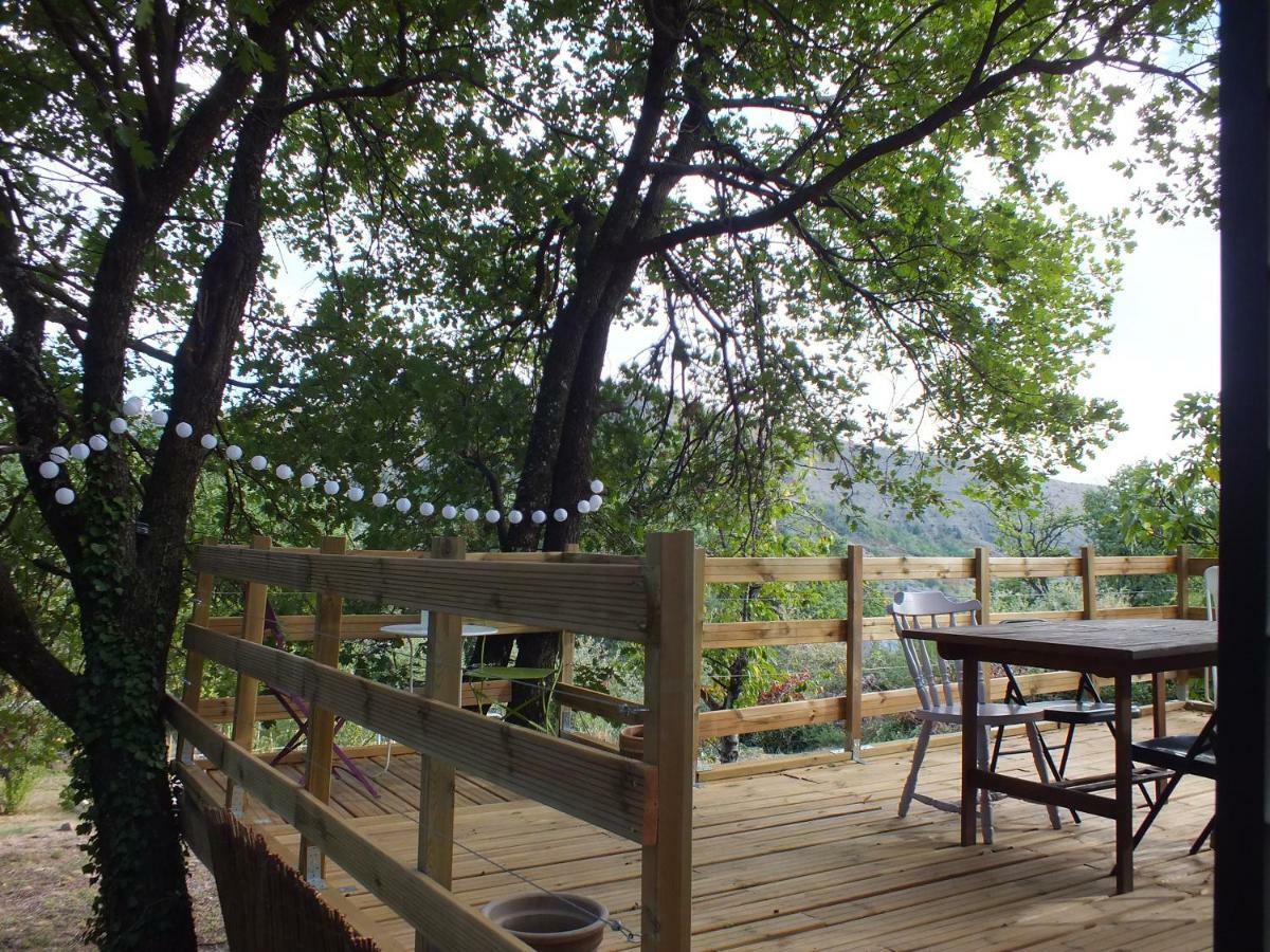 Ferienwohnung Tiny Dans La Verdure Et Au Calme Vesseaux Exterior foto